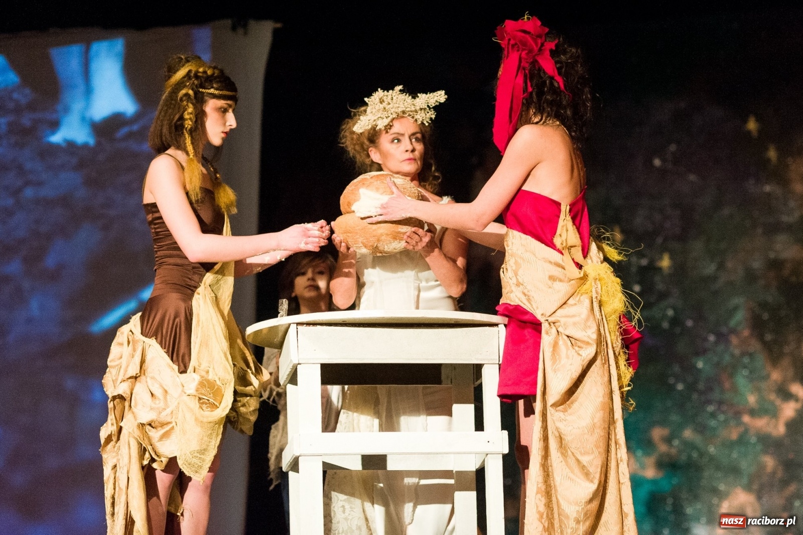 Zdjęcie w galerii na portalu naszraciborz.pl: Tydzień akcji Kultura z dostawą do domu za nami wiadomości z regionu