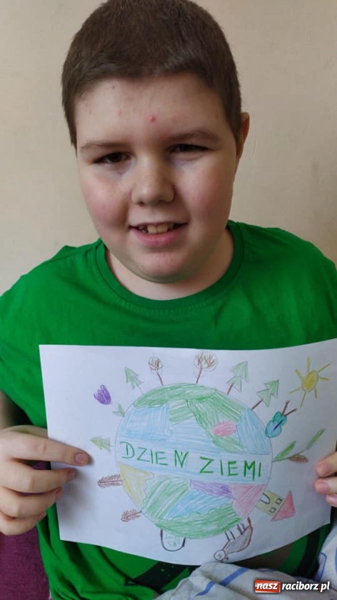 Zdjęcie w galerii na portalu naszraciborz.pl: Światowy Dzień Ziemi. Uczniowie ZSS pamiętają o ekologii wiadomości z regionu