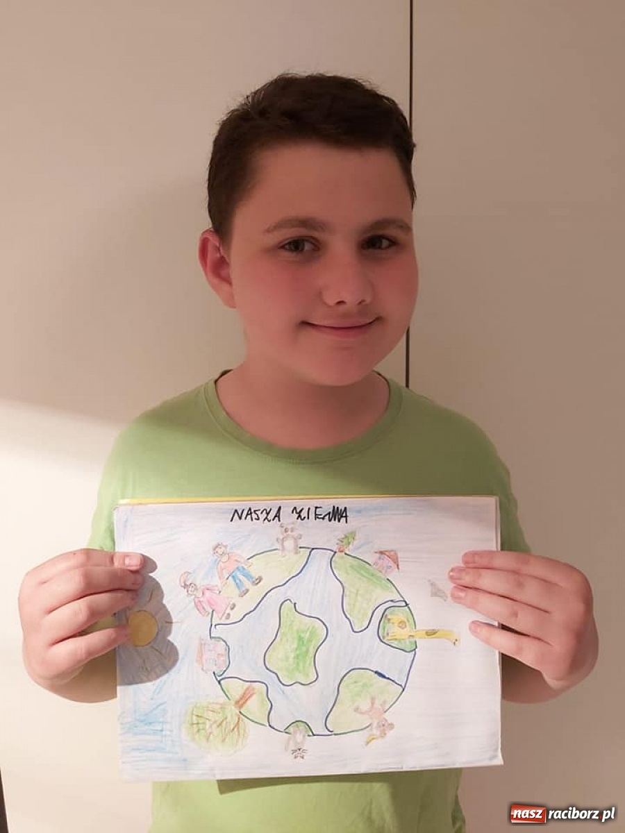 Zdjęcie w galerii na portalu naszraciborz.pl: Światowy Dzień Ziemi. Uczniowie ZSS pamiętają o ekologii wiadomości z regionu