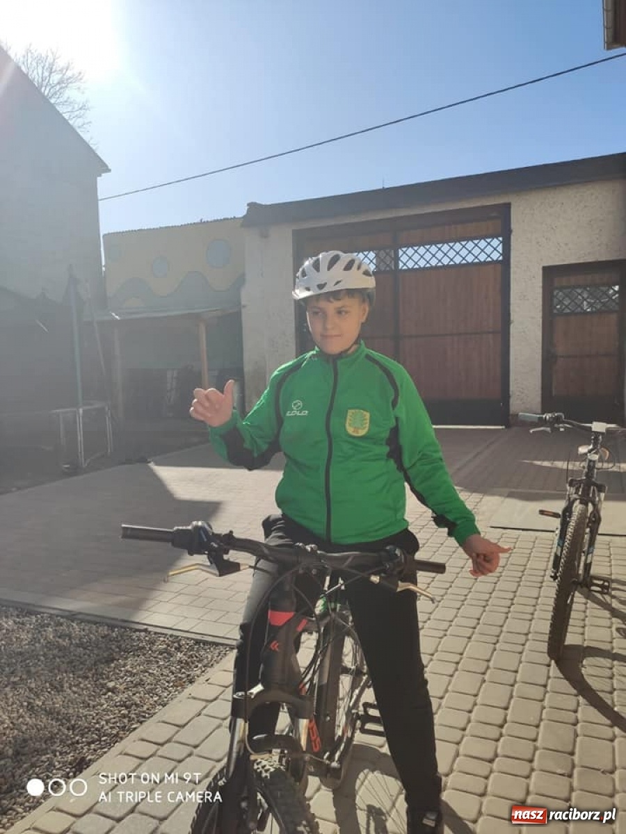 Zdjęcie w galerii na portalu naszraciborz.pl: Światowy Dzień Ziemi. Uczniowie ZSS pamiętają o ekologii wiadomości z regionu