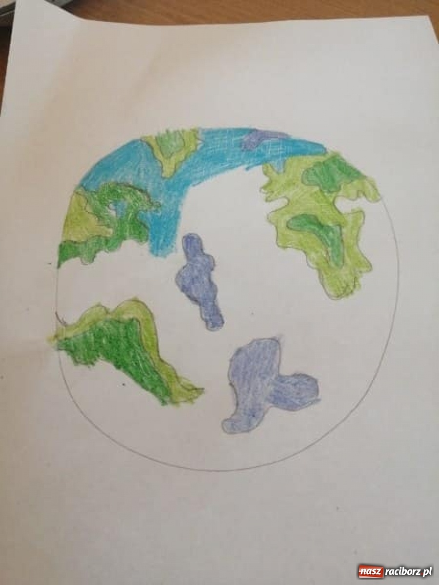 Zdjęcie w galerii na portalu naszraciborz.pl: Światowy Dzień Ziemi. Uczniowie ZSS pamiętają o ekologii wiadomości z regionu