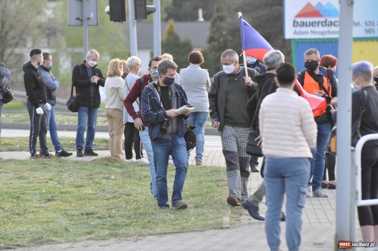 Zdjęcie w galerii na portalu naszraciborz.pl: Pracownicy transgraniczni protestowali w Chałupkach [FOTO i WIDEO] wiadomości z regionu