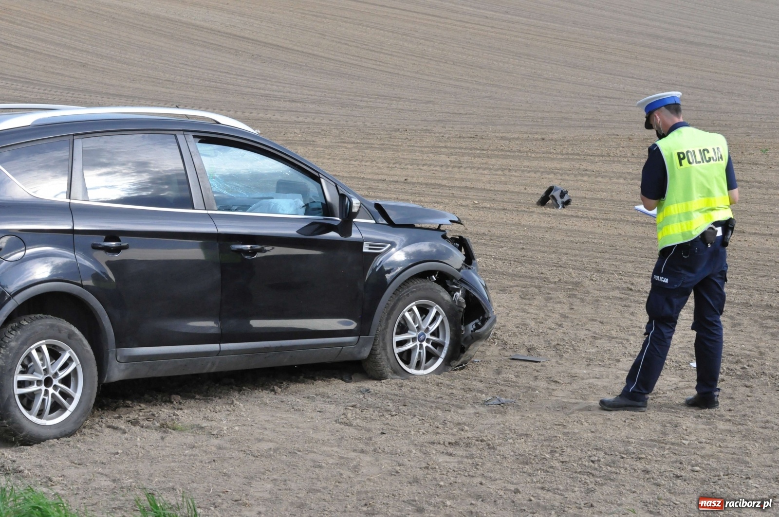 Zdjęcie w galerii na portalu naszraciborz.pl: Tragiczny wypadek na DK 45 - trasa na Szonowice. Nie żyje motocyklista [FOTO] wiadomości z regionu