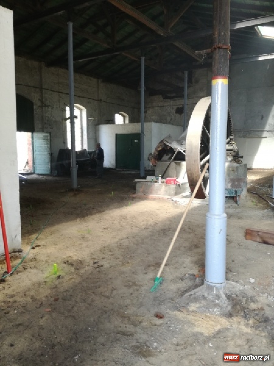 Zdjęcie w galerii na portalu naszraciborz.pl: Inwestycja w Zabytkową Stację Kolejki Wąskotorowej w Rudach na finiszu [FOTO] wiadomości z regionu