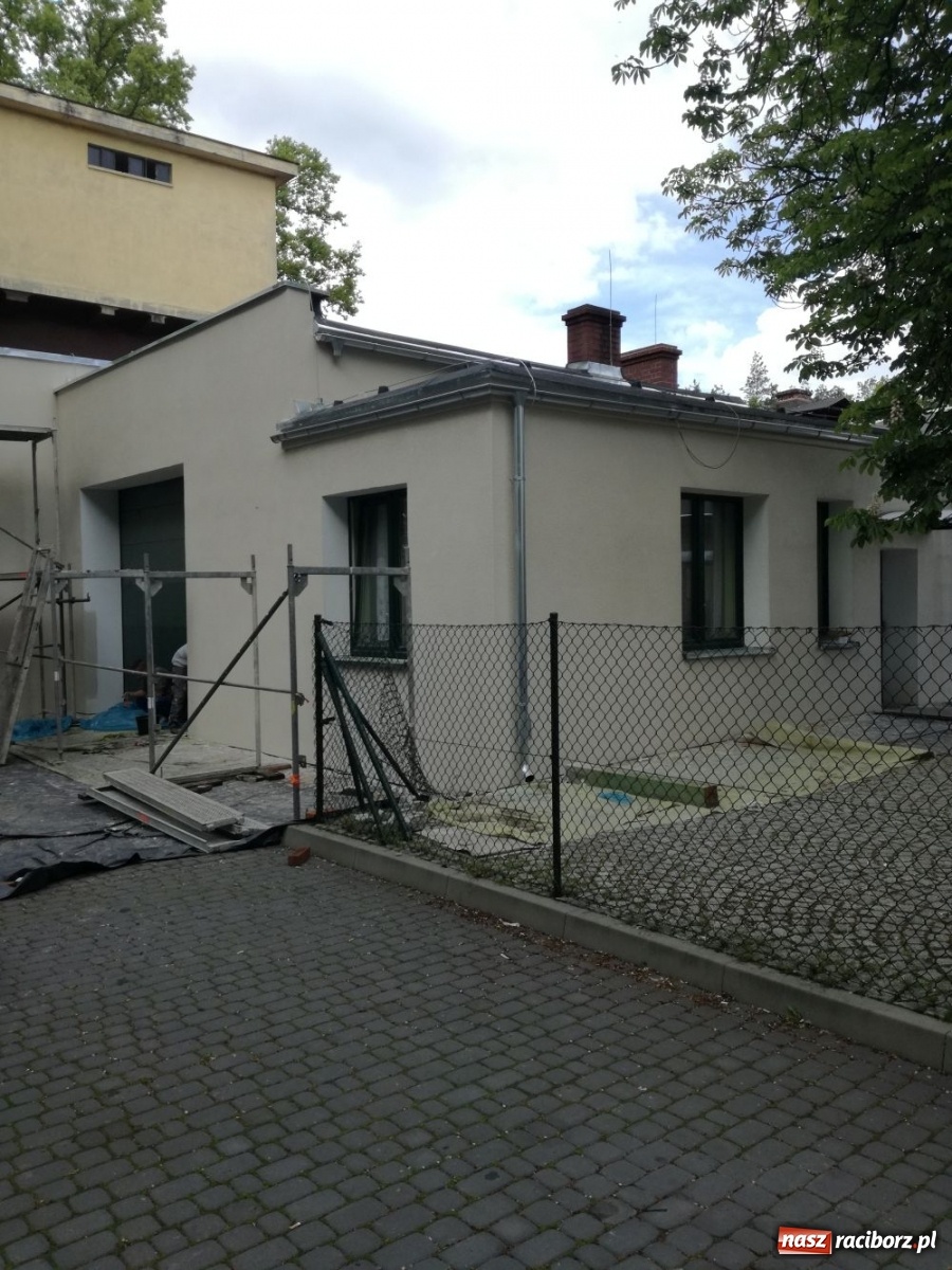 Zdjęcie w galerii na portalu naszraciborz.pl: Inwestycja w Zabytkową Stację Kolejki Wąskotorowej w Rudach na finiszu [FOTO] wiadomości z regionu