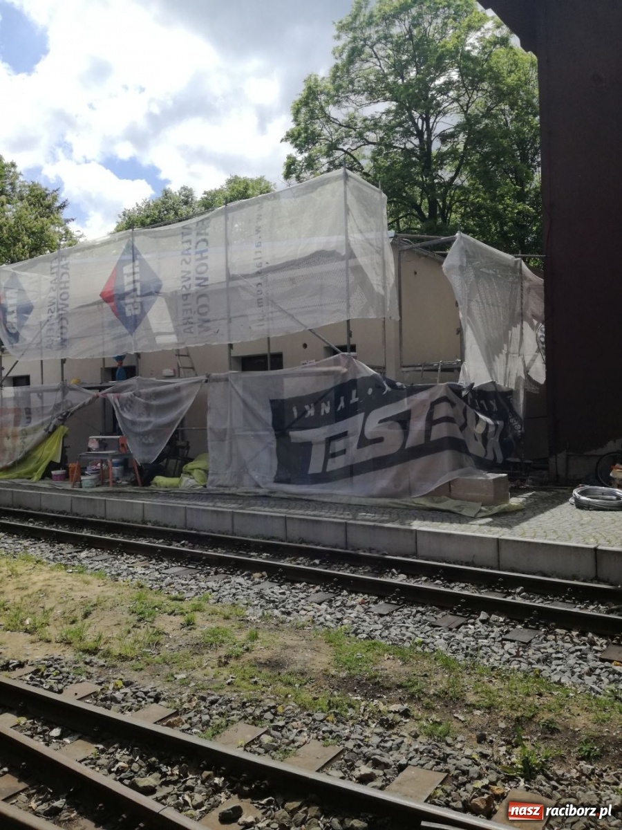 Zdjęcie w galerii na portalu naszraciborz.pl: Inwestycja w Zabytkową Stację Kolejki Wąskotorowej w Rudach na finiszu [FOTO] wiadomości z regionu