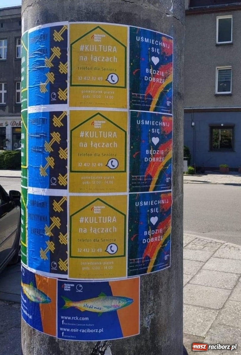 Zdjęcie w galerii na portalu naszraciborz.pl: Na miejskich słupach ogłoszeniowych zagościł pozytywny przekaz wiadomości z regionu