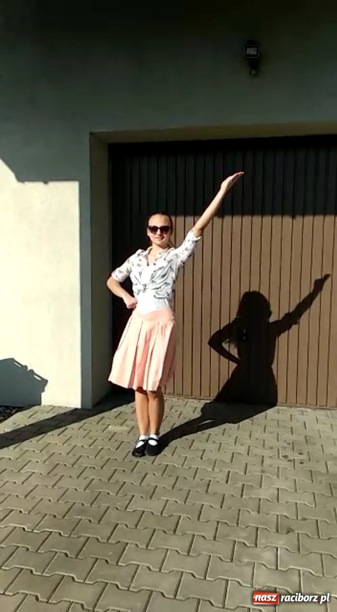 Zdjęcie w galerii na portalu naszraciborz.pl: Tysiąc filmików od Źródła na Międzynarodowy Dzień Tańca wiadomości z regionu