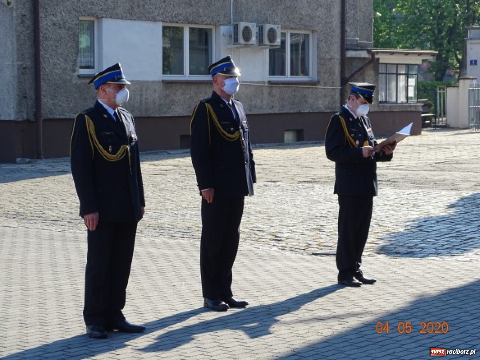 Zdjęcie w galerii na portalu naszraciborz.pl: Dzień Strażaka w raciborskiej komendzie [FOTO] wiadomości z regionu