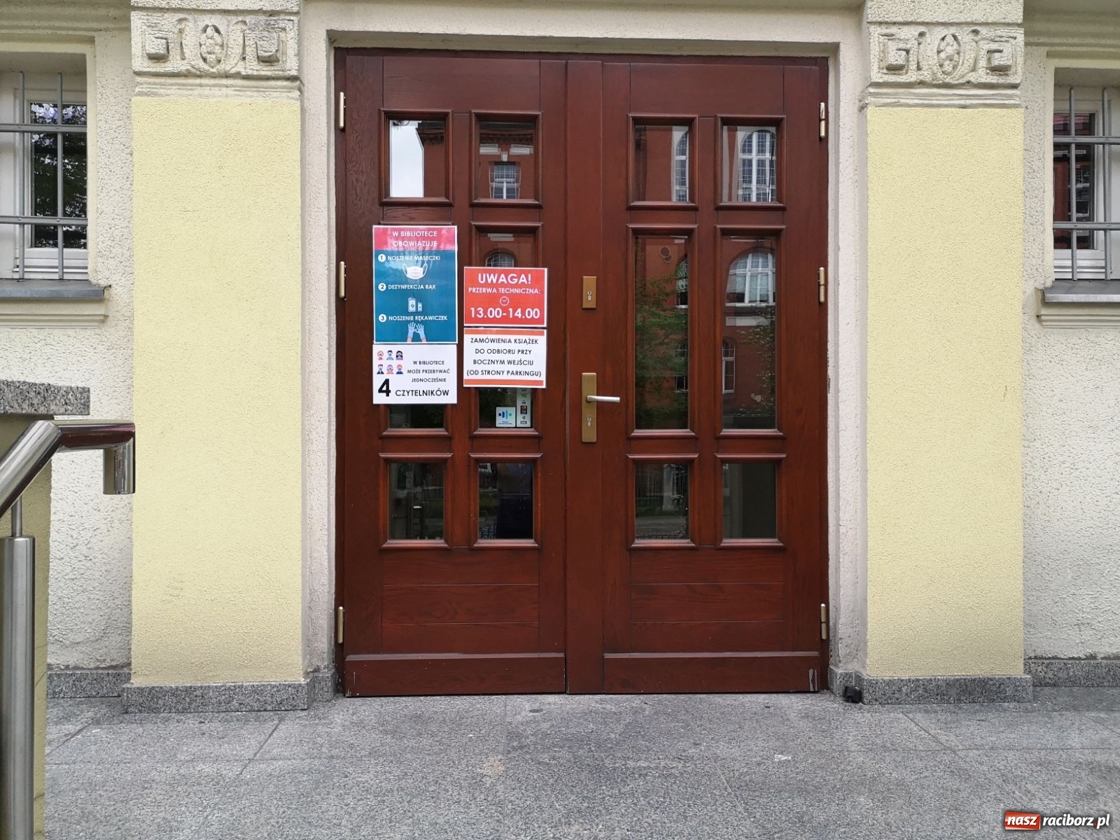 Zdjęcie w galerii na portalu naszraciborz.pl: Dobra wiadomość dla czytelników! Biblioteka otwarta od 5 maja wiadomości z regionu