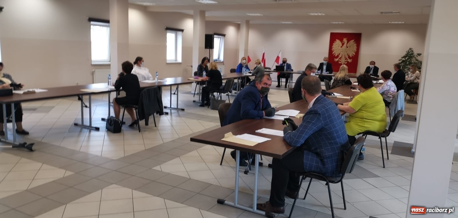 Zdjęcie w galerii na portalu naszraciborz.pl: Przedsiębiorcy z Pietrowic Wielkich zwolnieni z podatku od nieruchomości wiadomości z regionu