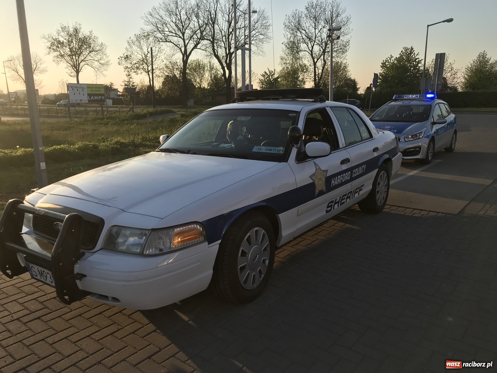 Zdjęcie w galerii na portalu naszraciborz.pl: Taka sytuacja dziś na stacji paliw przy Rybnickiej  wiadomości z regionu