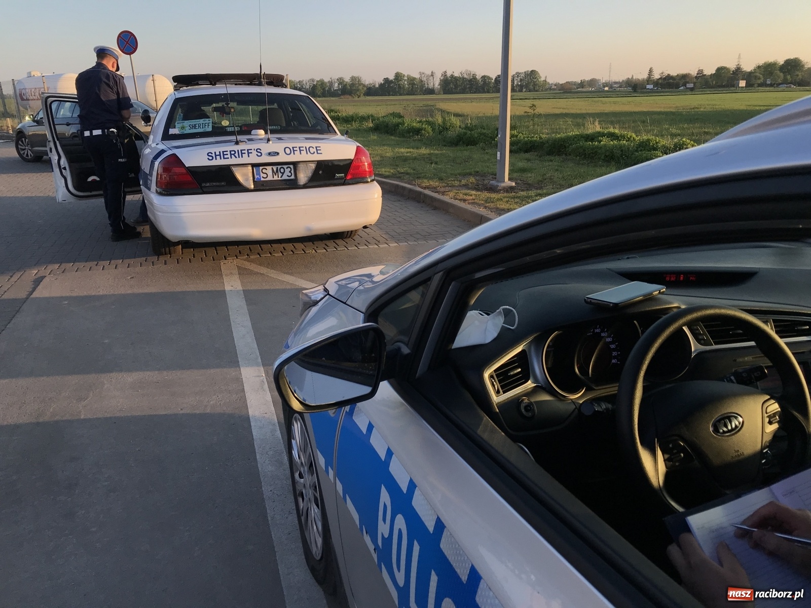 Zdjęcie w galerii na portalu naszraciborz.pl: Taka sytuacja dziś na stacji paliw przy Rybnickiej  wiadomości z regionu