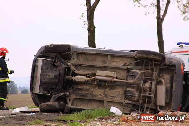 Zdjęcie w galerii na portalu naszraciborz.pl: Śmiertelny wypadek na trasie do Pietrowic wiadomości z regionu