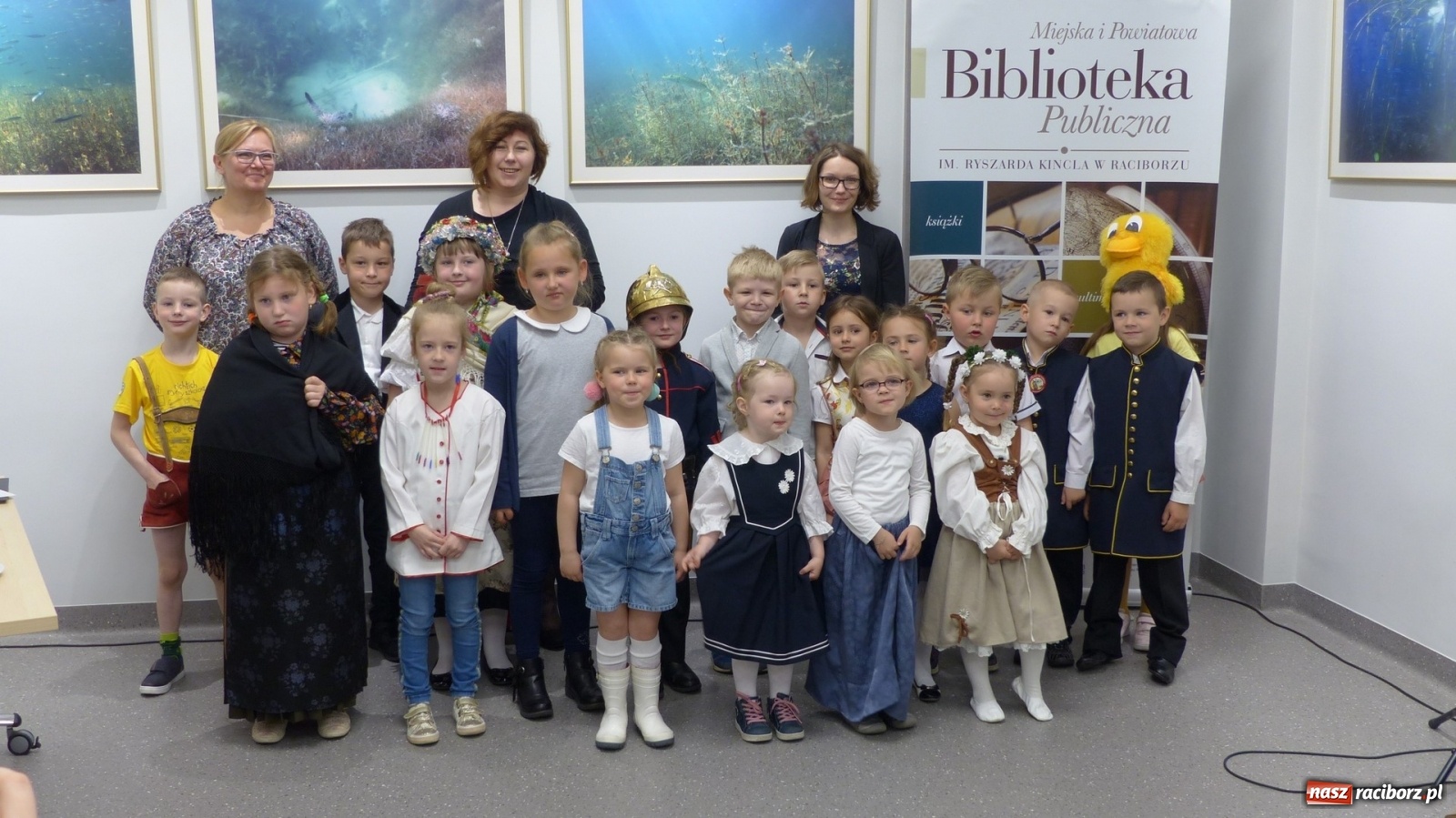 Zdjęcie w galerii na portalu naszraciborz.pl: Zasmakuj w bibliotece, czyli Ogólnopolski Tydzień Bibliotek online wiadomości z regionu