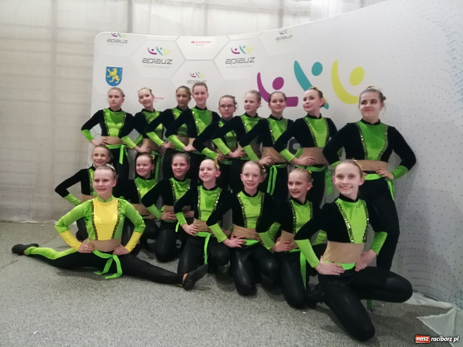 Zdjęcie w galerii na portalu naszraciborz.pl: Mażoretki Zary mistrzyniami świata online wiadomości z regionu