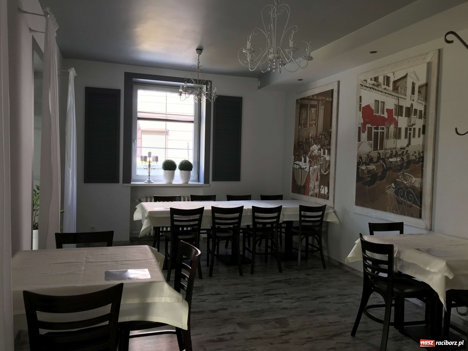 Zdjęcie w galerii na portalu naszraciborz.pl: Raciborska starówka wraca do życia. Gastronomia czeka na gości [FOTO] wiadomości z regionu