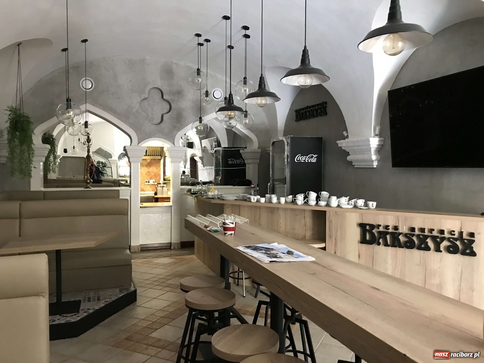 Zdjęcie w galerii na portalu naszraciborz.pl: Raciborska starówka wraca do życia. Gastronomia czeka na gości [FOTO] wiadomości z regionu