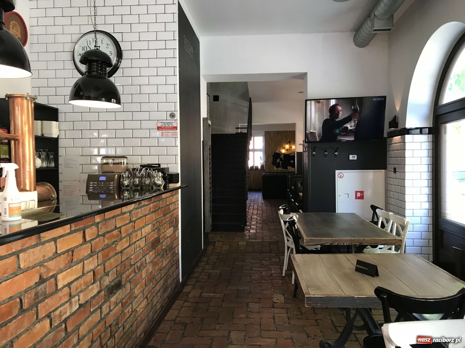 Zdjęcie w galerii na portalu naszraciborz.pl: Raciborska starówka wraca do życia. Gastronomia czeka na gości [FOTO] wiadomości z regionu