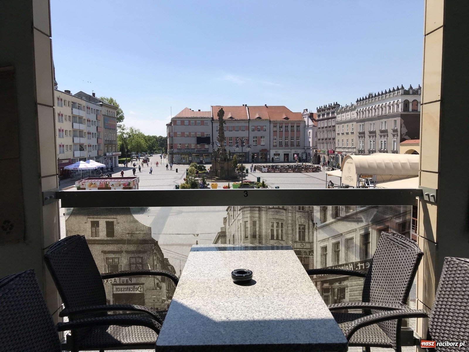 Zdjęcie w galerii na portalu naszraciborz.pl: Raciborska starówka wraca do życia. Gastronomia czeka na gości [FOTO] wiadomości z regionu