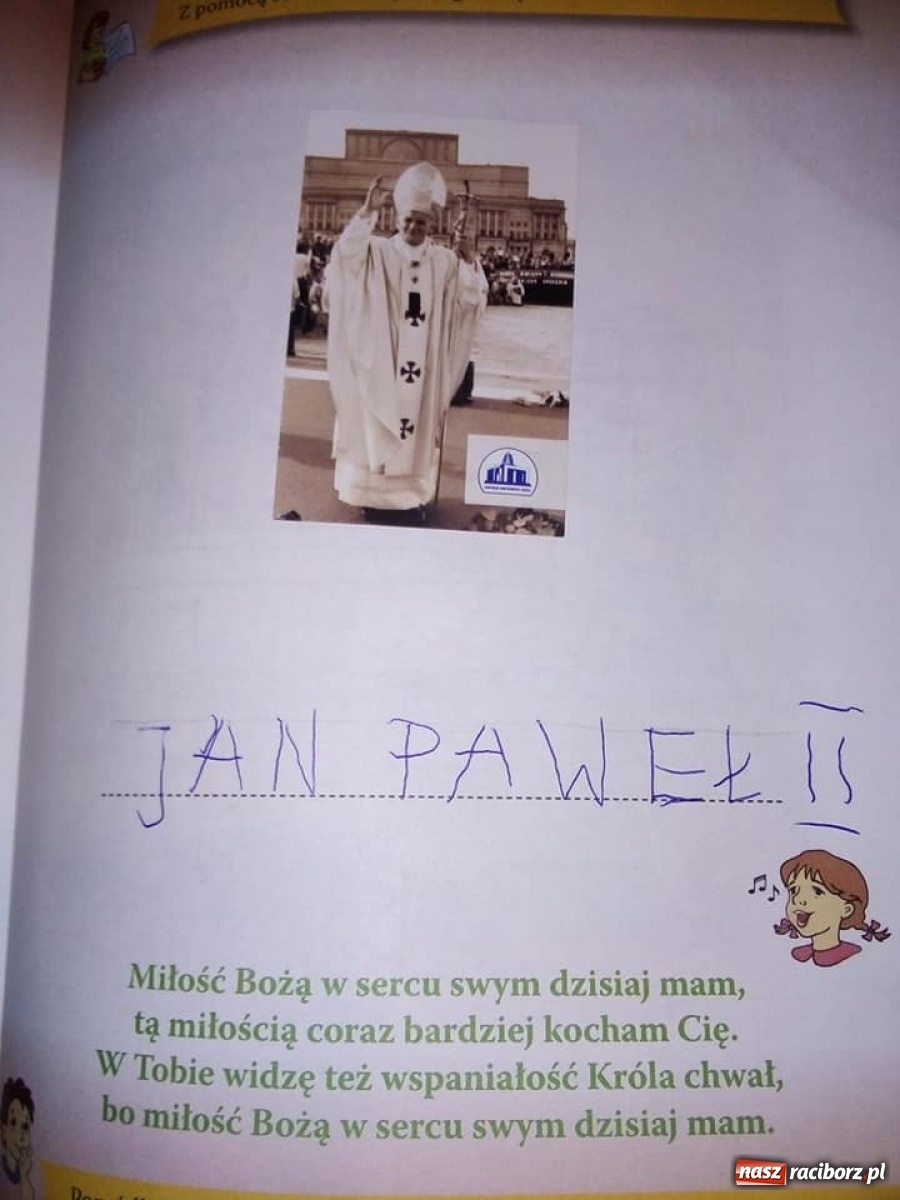 Zdjęcie w galerii na portalu naszraciborz.pl: Uczniowie ZSS uczcili setną rocznicę urodzin Papieża Polaka wiadomości z regionu