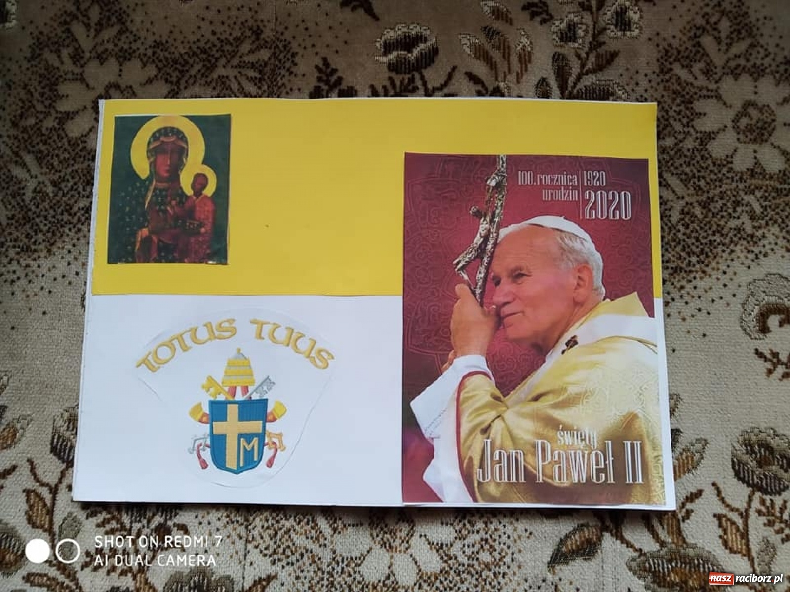 Zdjęcie w galerii na portalu naszraciborz.pl: Uczniowie ZSS uczcili setną rocznicę urodzin Papieża Polaka wiadomości z regionu