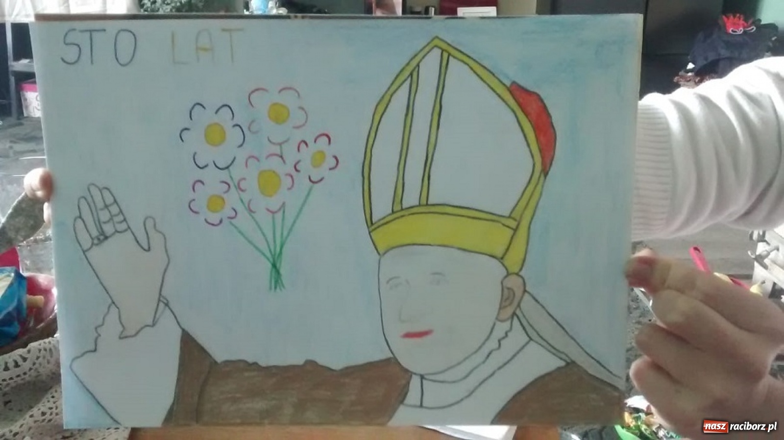 Zdjęcie w galerii na portalu naszraciborz.pl: Uczniowie ZSS uczcili setną rocznicę urodzin Papieża Polaka wiadomości z regionu