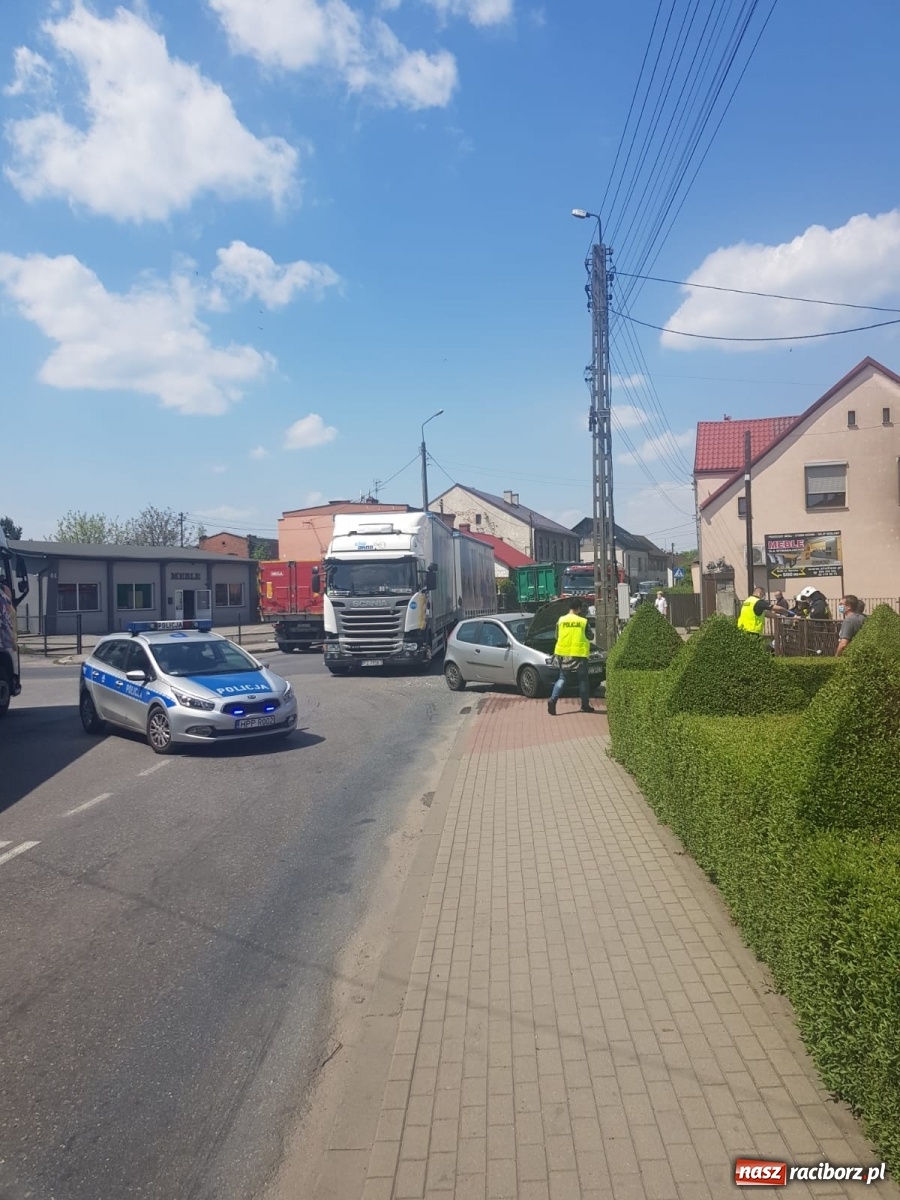 Zdjęcie w galerii na portalu naszraciborz.pl: Groźny wypadek na trasie Racibórz-Gliwice  wiadomości z regionu