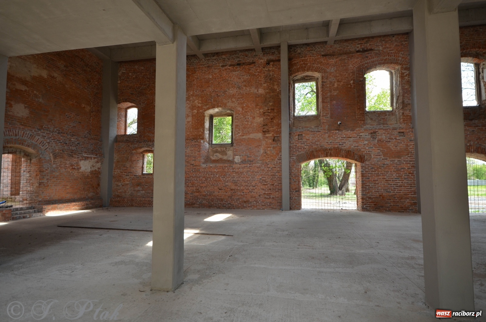 Zdjęcie w galerii na portalu naszraciborz.pl: Zakończył się pierwszy etap remontu zamku w Tworkowie [FOTO] wiadomości z regionu