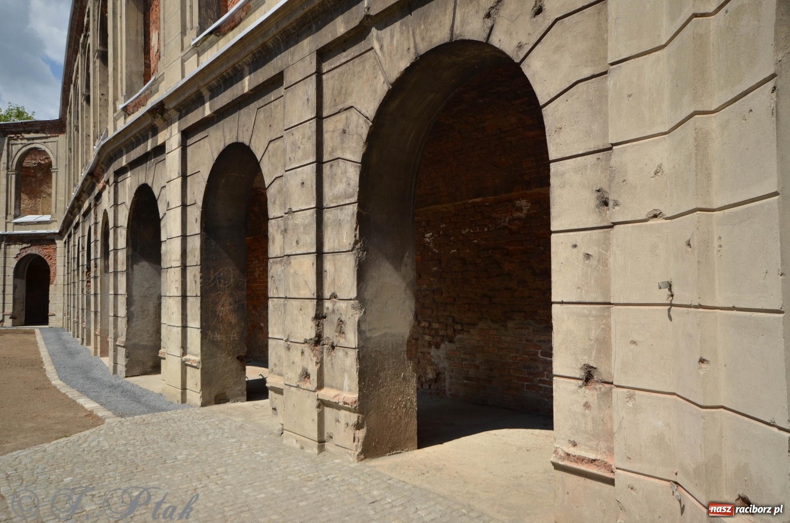 Zdjęcie w galerii na portalu naszraciborz.pl: Zakończył się pierwszy etap remontu zamku w Tworkowie [FOTO] wiadomości z regionu