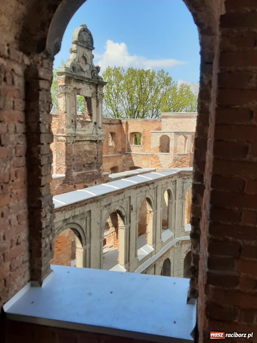 Zdjęcie w galerii na portalu naszraciborz.pl: Zakończył się pierwszy etap remontu zamku w Tworkowie [FOTO] wiadomości z regionu