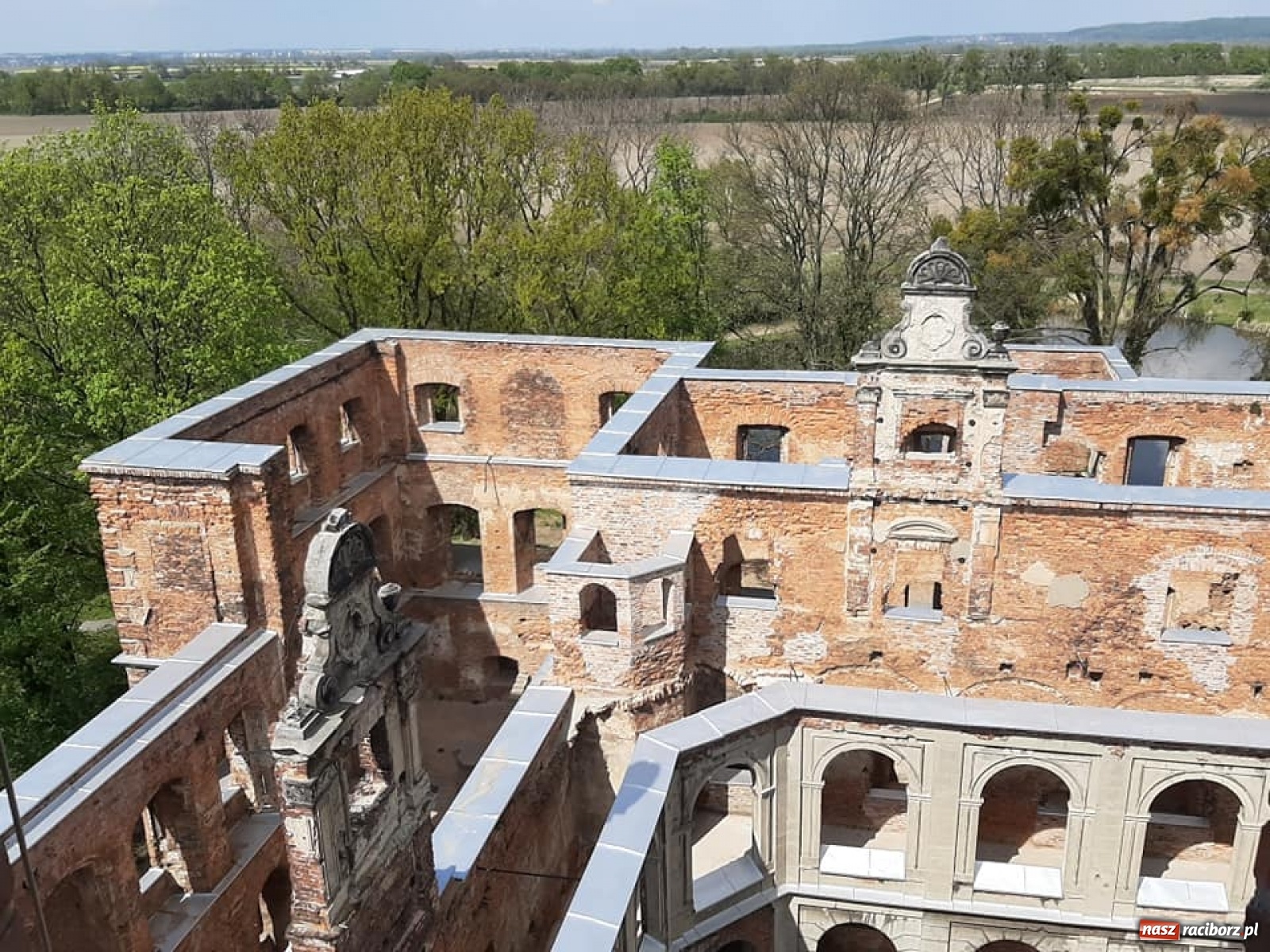 Zdjęcie w galerii na portalu naszraciborz.pl: Zakończył się pierwszy etap remontu zamku w Tworkowie [FOTO] wiadomości z regionu