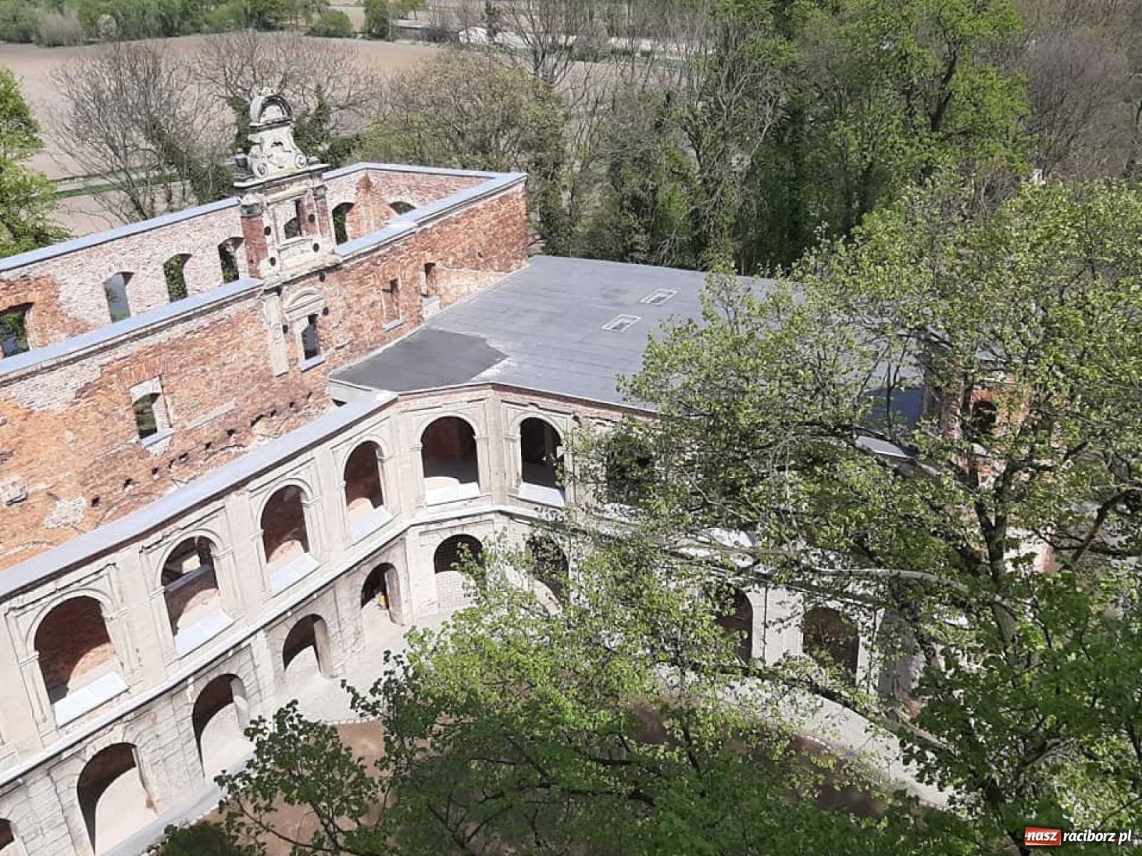 Zdjęcie w galerii na portalu naszraciborz.pl: Zakończył się pierwszy etap remontu zamku w Tworkowie [FOTO] wiadomości z regionu