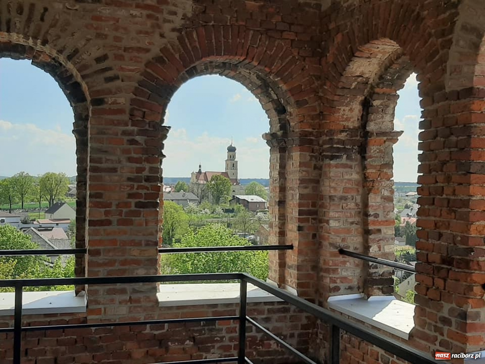 Zdjęcie w galerii na portalu naszraciborz.pl: Zakończył się pierwszy etap remontu zamku w Tworkowie [FOTO] wiadomości z regionu