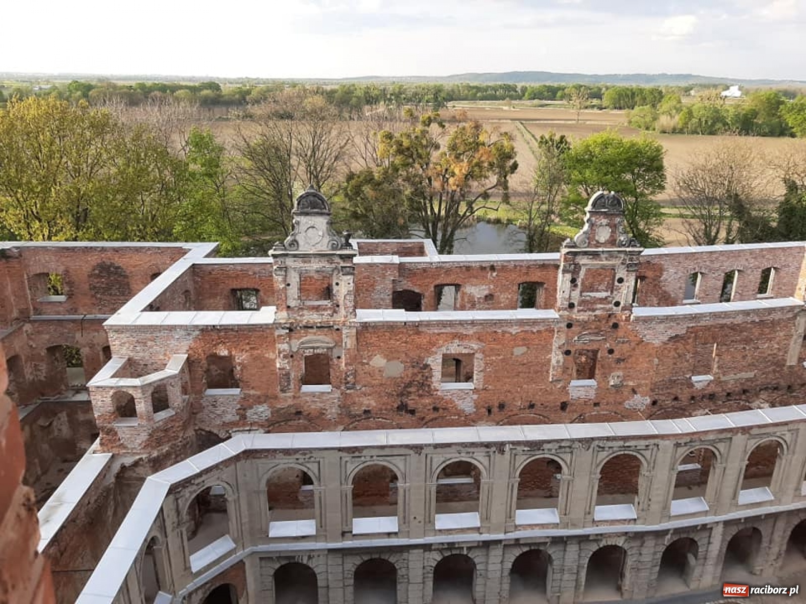 Zdjęcie w galerii na portalu naszraciborz.pl: Zakończył się pierwszy etap remontu zamku w Tworkowie [FOTO] wiadomości z regionu