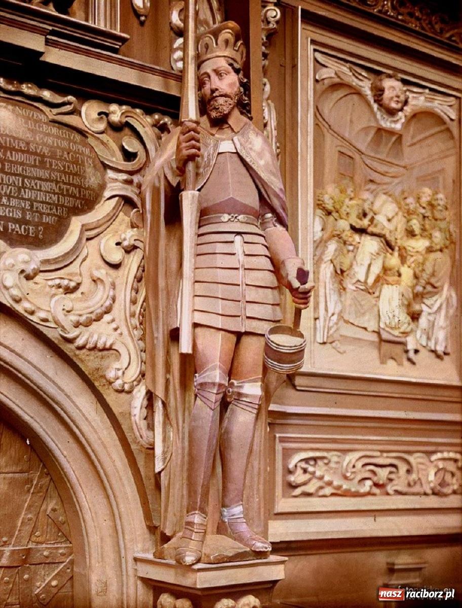 Zdjęcie w galerii na portalu naszraciborz.pl: Przedwojenny Ratibor w kolorze. Jak naprawdę wyglądały stalle w kościele farnym wiadomości z regionu