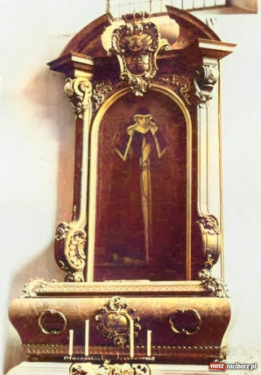 Zdjęcie w galerii na portalu naszraciborz.pl: Przedwojenny Ratibor w kolorze. Jak naprawdę wyglądały stalle w kościele farnym wiadomości z regionu