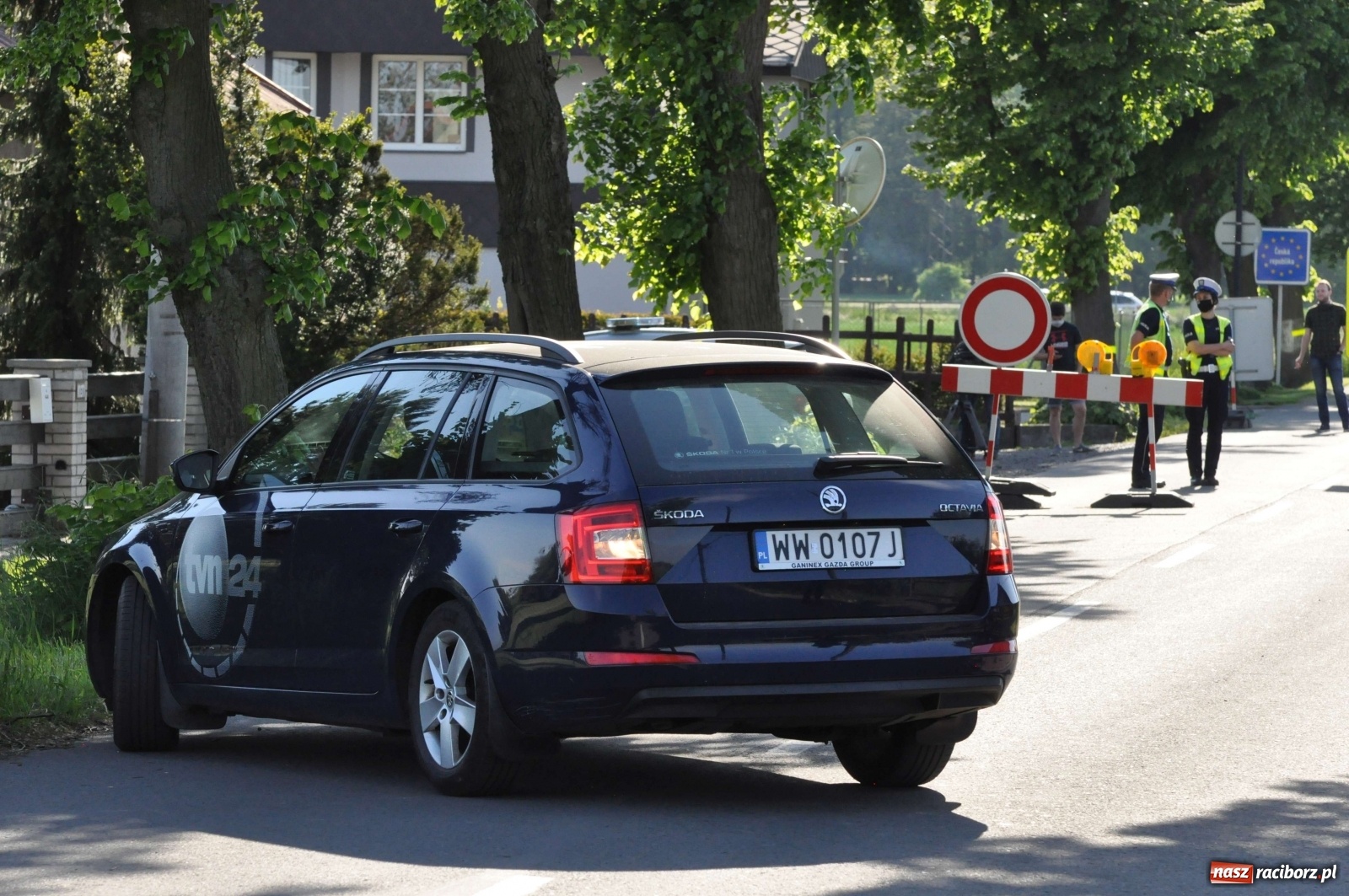 Zdjęcie w galerii na portalu naszraciborz.pl: Inicjatywa protestowała na przejściu Chałupki-Rudyszwałd-Šilheřovice [FOTO i WIDEO] wiadomości z regionu