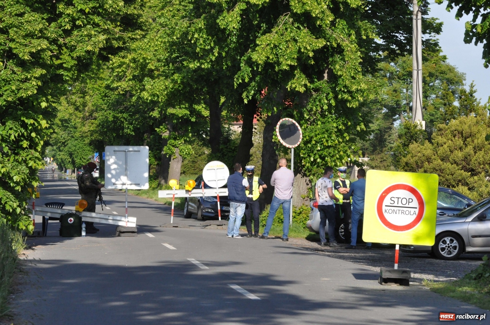 Zdjęcie w galerii na portalu naszraciborz.pl: Inicjatywa protestowała na przejściu Chałupki-Rudyszwałd-Šilheřovice [FOTO i WIDEO] wiadomości z regionu