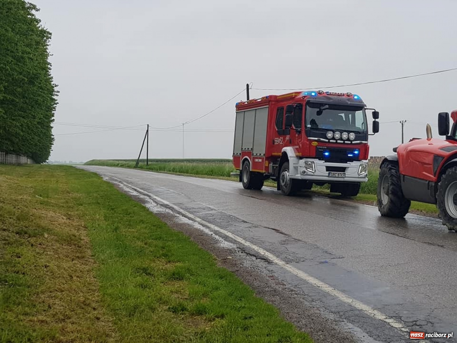 Zdjęcie w galerii na portalu naszraciborz.pl: W Krzanowicach rolnik wykopał w polu niewybuch  wiadomości z regionu