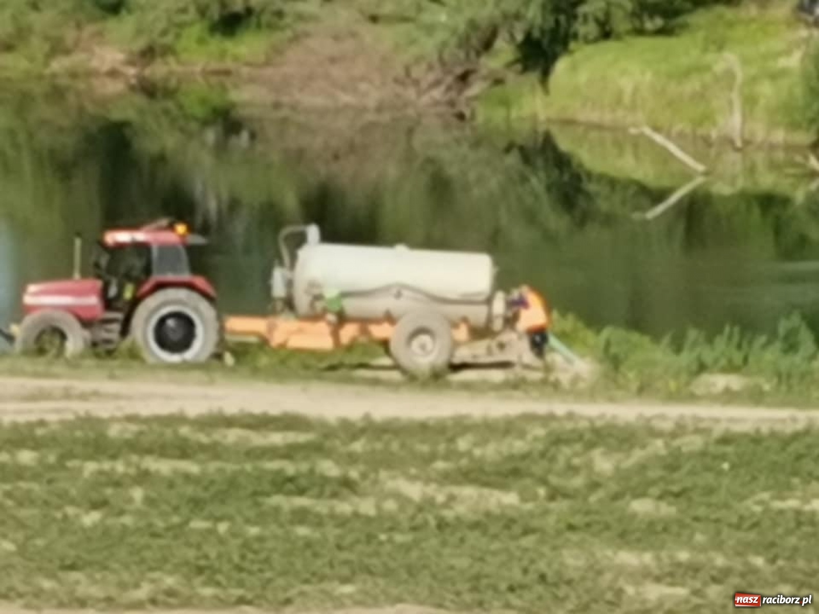 Zdjęcie w galerii na portalu naszraciborz.pl: Wyjaśniła się zagadka ciągnika z Raciborza-Sudoła  wiadomości z regionu