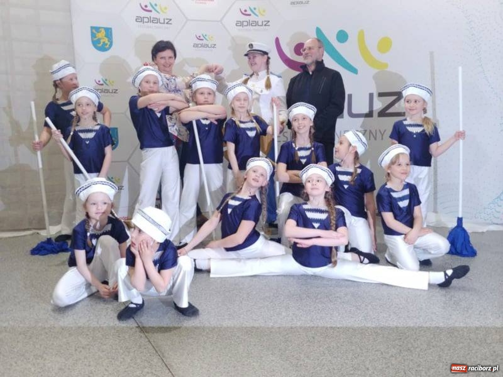 Zdjęcie w galerii na portalu naszraciborz.pl: Drugie miejsce kuźniańskiego Promyczka na Festiwalu Tańca Online wiadomości z regionu