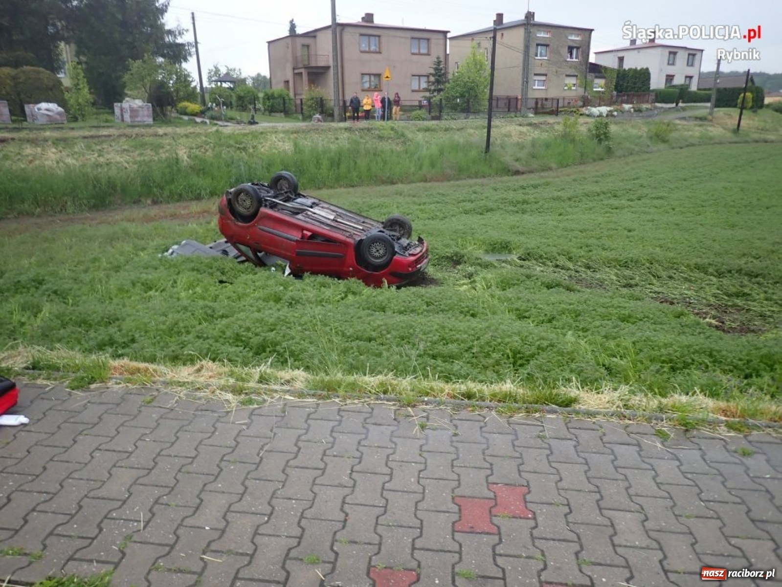 Zdjęcie w galerii na portalu naszraciborz.pl: Tak się kończy rajd 15-latka za kółkiem  wiadomości z regionu