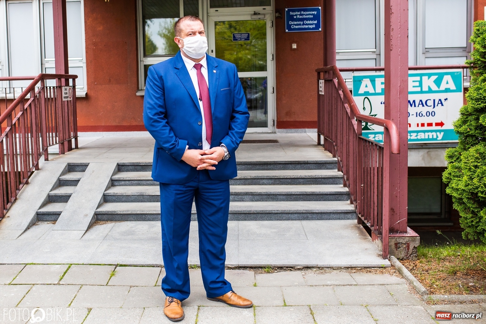 Zdjęcie w galerii na portalu naszraciborz.pl: Karetka Eko-Okien dotarła do raciborskiego szpitala wiadomości z regionu