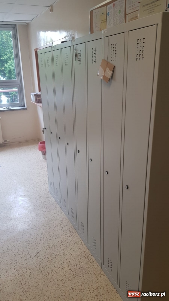 Zdjęcie w galerii na portalu naszraciborz.pl: Poradnie specjalistyczne wracają na ul. Gamowską od 1 czerwca. Zobacz wnętrza wiadomości z regionu