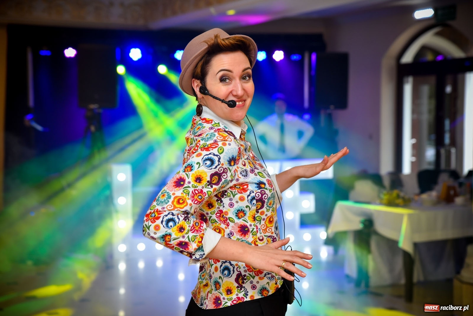 Zdjęcie w galerii na portalu naszraciborz.pl: #hot16challenge2 - RAP z Gramofonu wiadomości z regionu