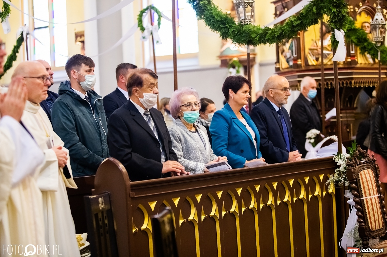 Zdjęcie w galerii na portalu naszraciborz.pl: Racibórz ma nowego kapłana. Święcenia ks. Marcina Jaśkowskiego na Ostrogu [FOTO] wiadomości z regionu