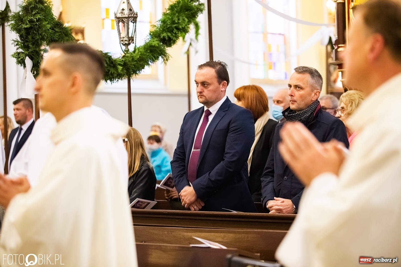 Zdjęcie w galerii na portalu naszraciborz.pl: Racibórz ma nowego kapłana. Święcenia ks. Marcina Jaśkowskiego na Ostrogu [FOTO] wiadomości z regionu