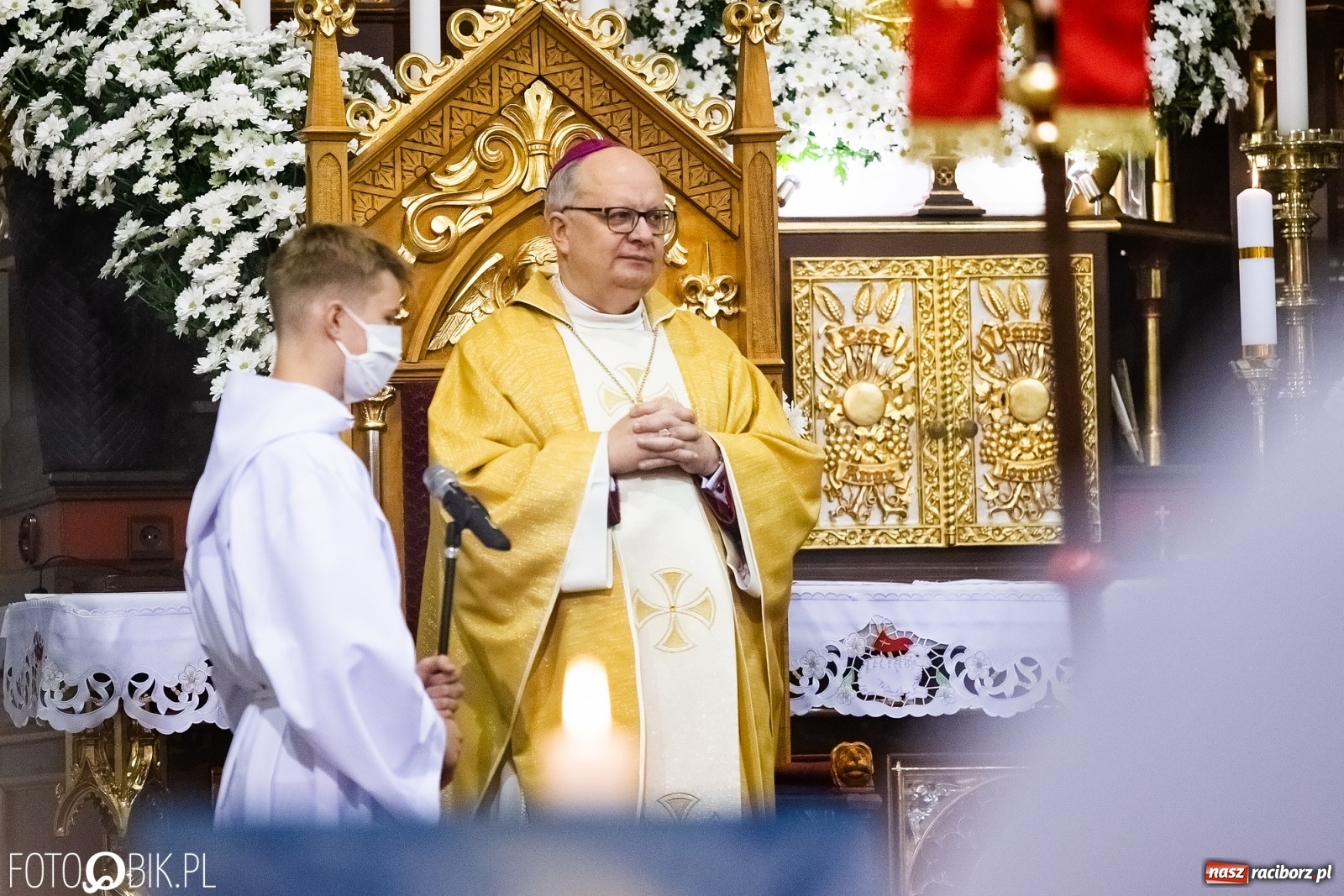Zdjęcie w galerii na portalu naszraciborz.pl: Racibórz ma nowego kapłana. Święcenia ks. Marcina Jaśkowskiego na Ostrogu [FOTO] wiadomości z regionu