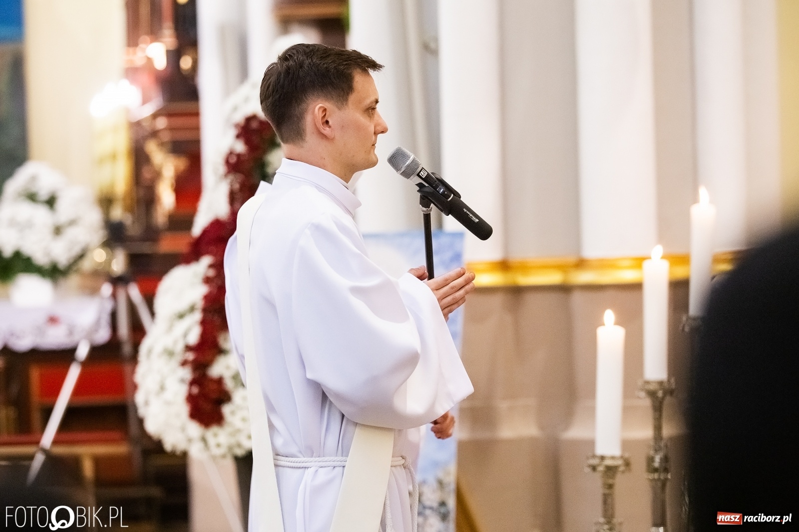Zdjęcie w galerii na portalu naszraciborz.pl: Racibórz ma nowego kapłana. Święcenia ks. Marcina Jaśkowskiego na Ostrogu [FOTO] wiadomości z regionu